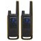 A Motorola Talkabout T82 Extreme walkie talkie pár