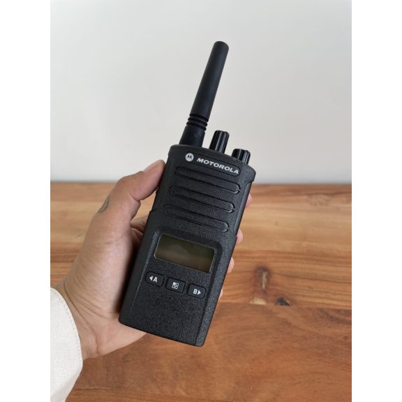 Motorola XT460 pmr adóvevő