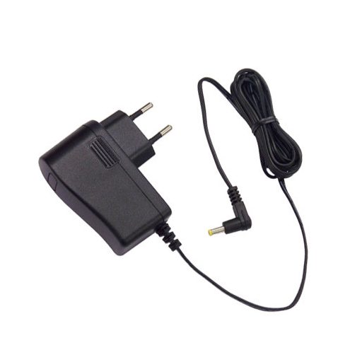 Yaesu SAD11 hálózati töltő