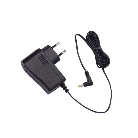 Yaesu SAD11 hálózati töltő