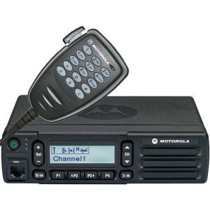 Motorola DM1600 mobil adóvevő Motorola DM1600 mobil adóvevő